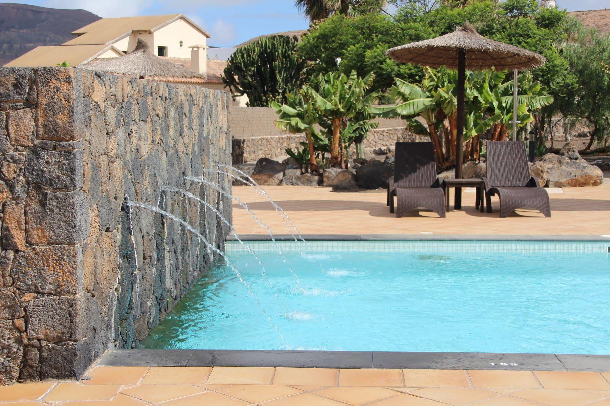 Villas Oasis Casa Vieja Ла Олива Екстериор снимка